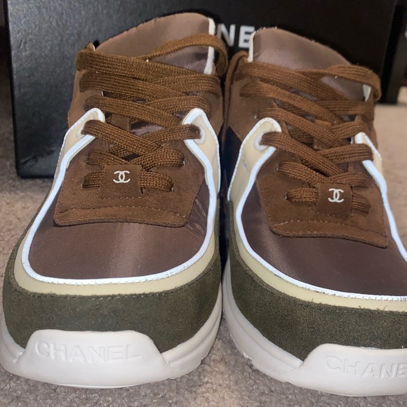 Brand New AUTH Chanel CC Sneakers - Picture 7 of 9